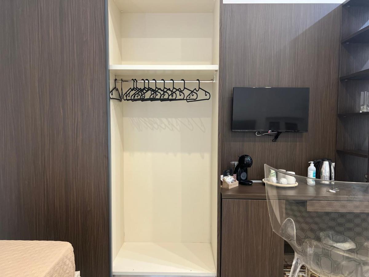 La Piazza Suite Nápoly Kültér fotó