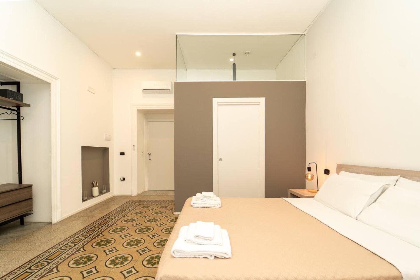 La Piazza Suite Nápoly Kültér fotó