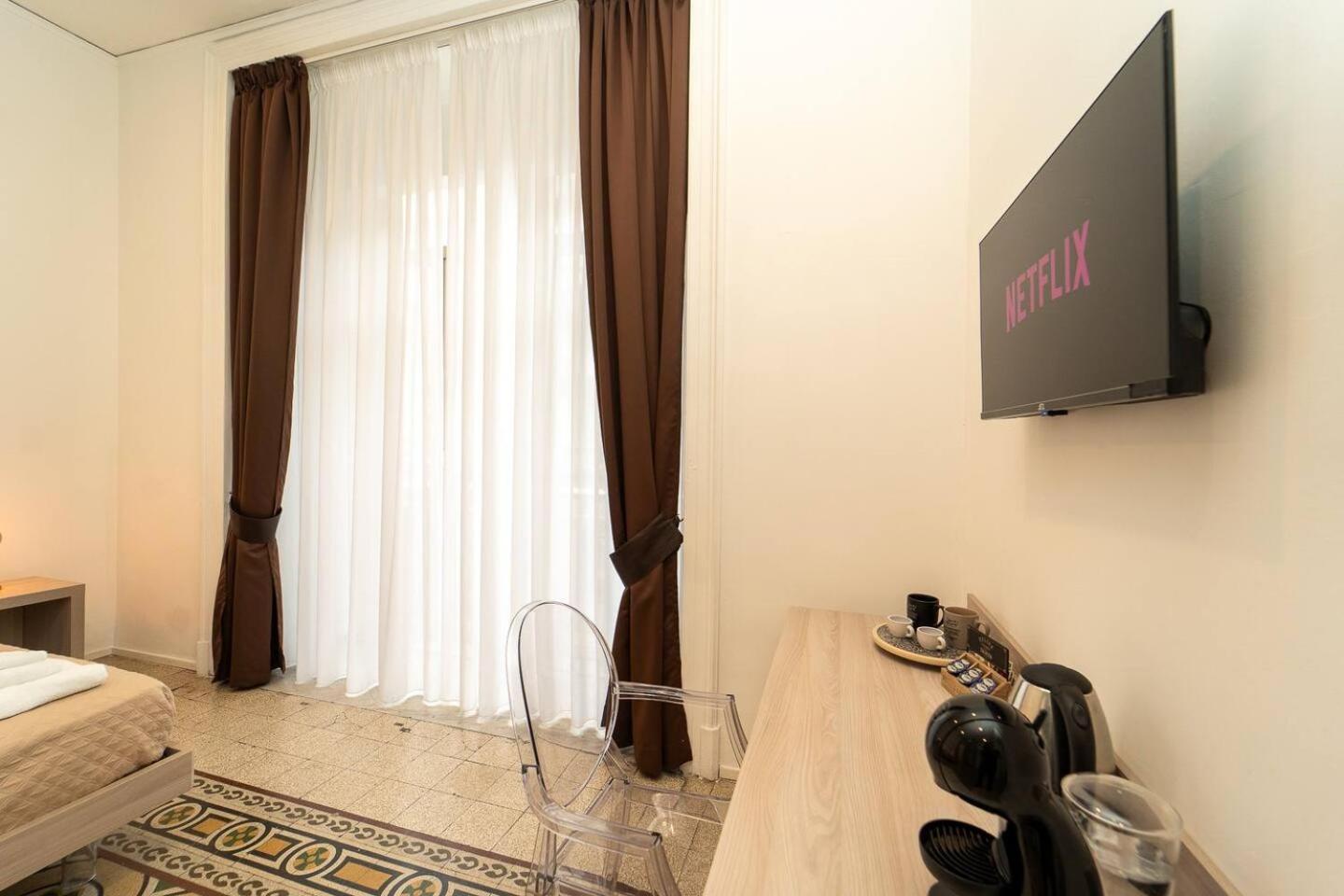 La Piazza Suite Nápoly Kültér fotó